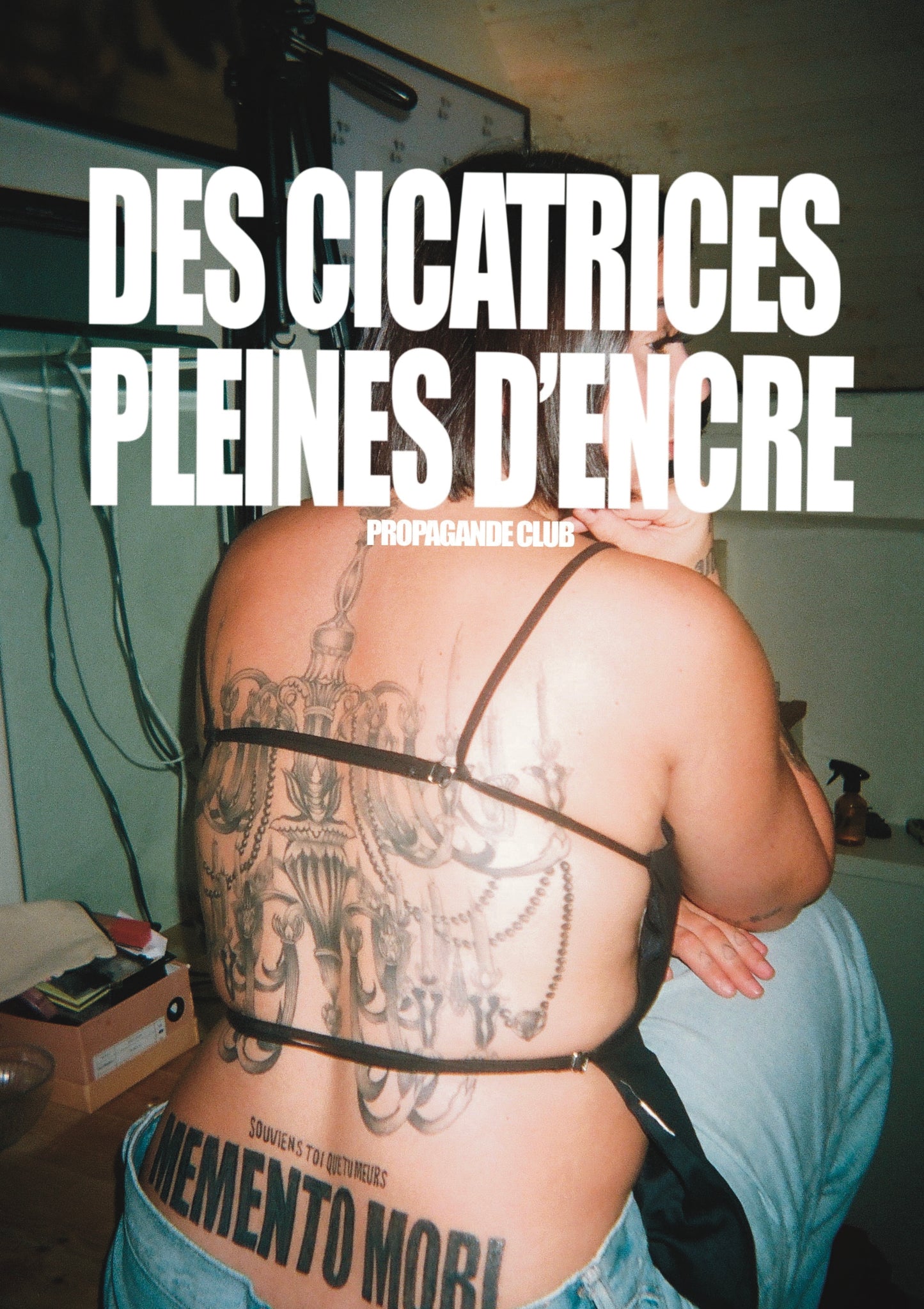 POSTER DES CICATRICES PLEINES D’ENCRE
